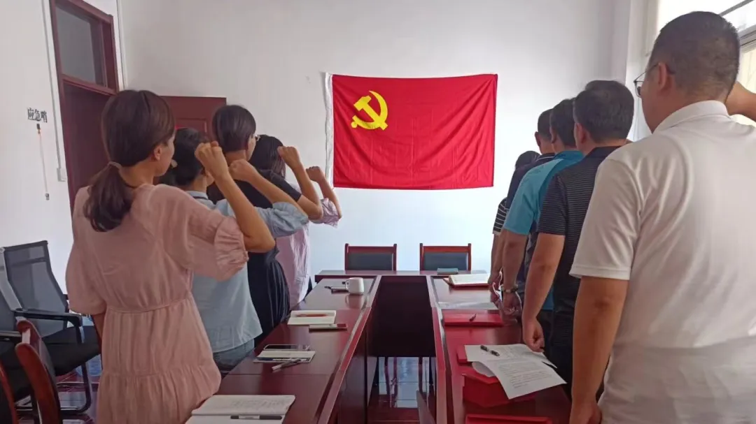 咨詢(xún)院黨支部開(kāi)展“緬懷革命先烈 賡續紅色精神”迎國慶主題黨日活動(dòng)
